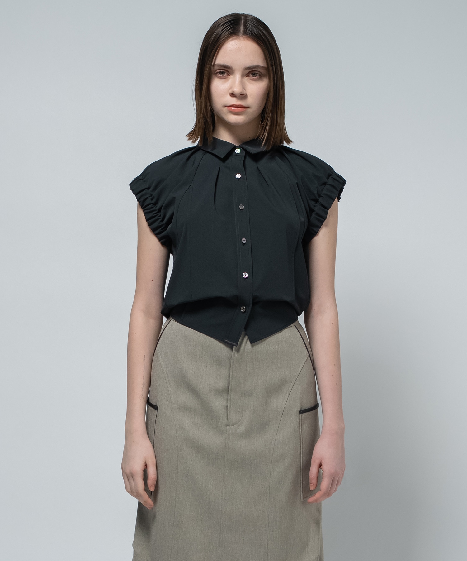 Volume Gather Nosleeve Shirt