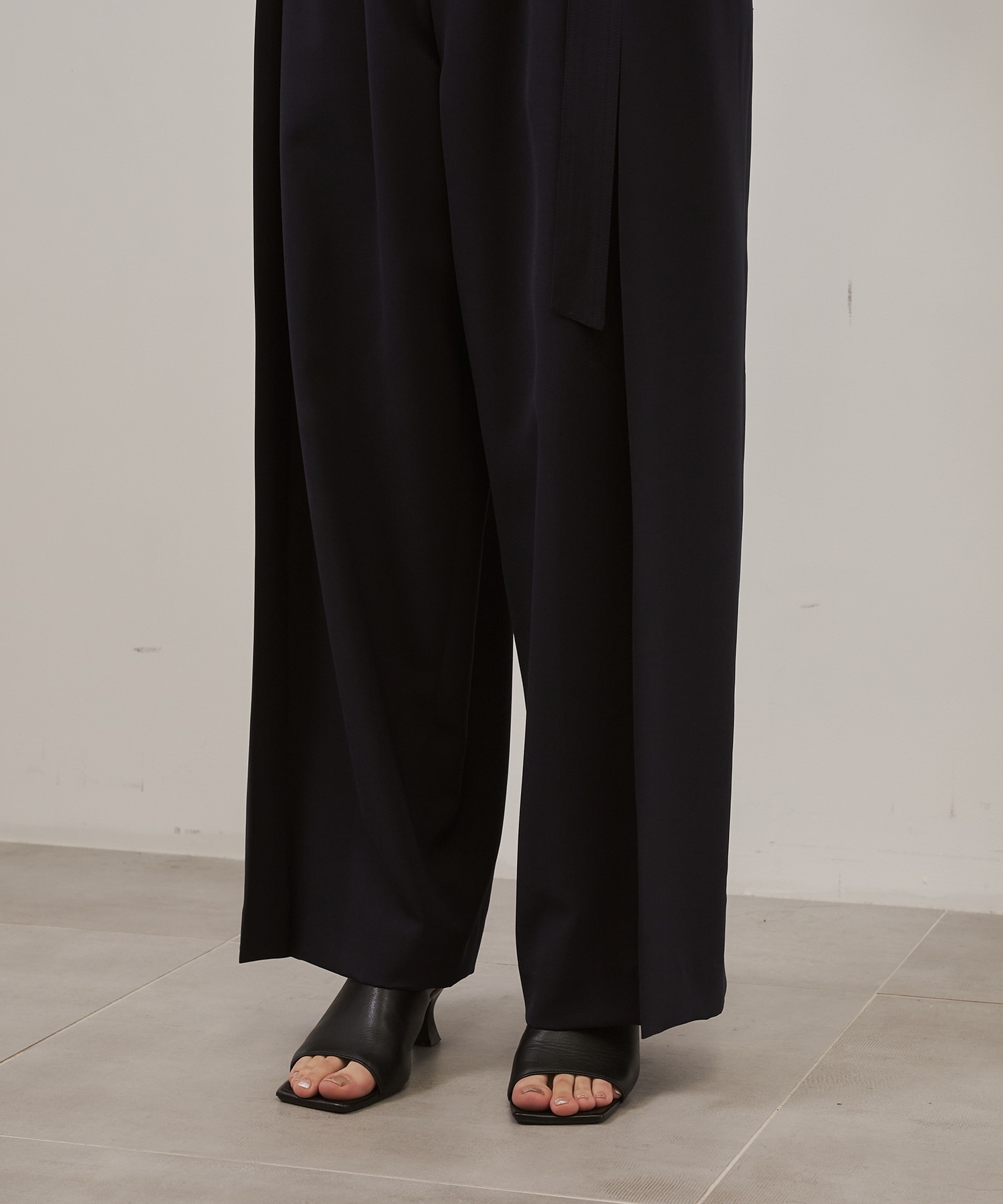 Belt Tuck Pants