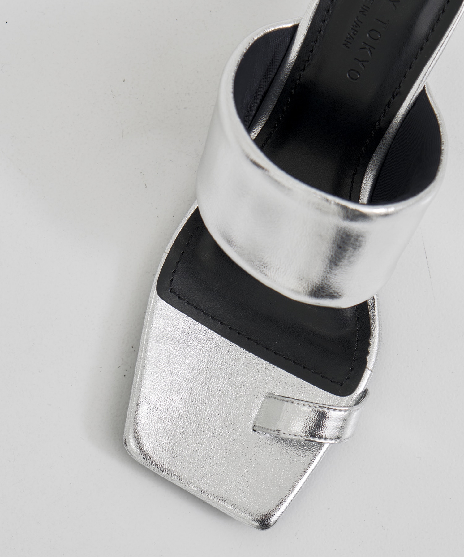 Asymmetry Leather Sandal