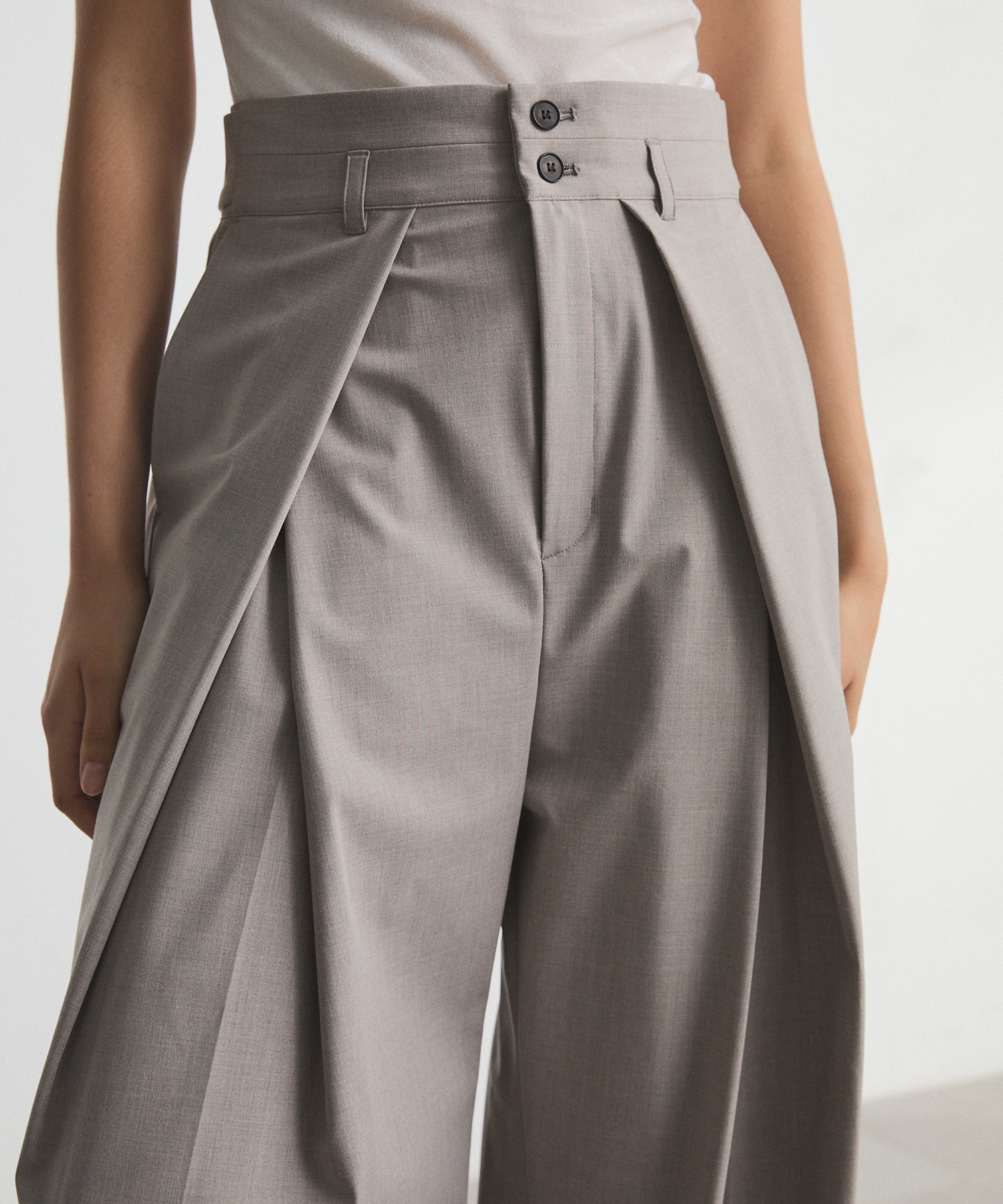 Belt Arranged Tuck Wide Pants