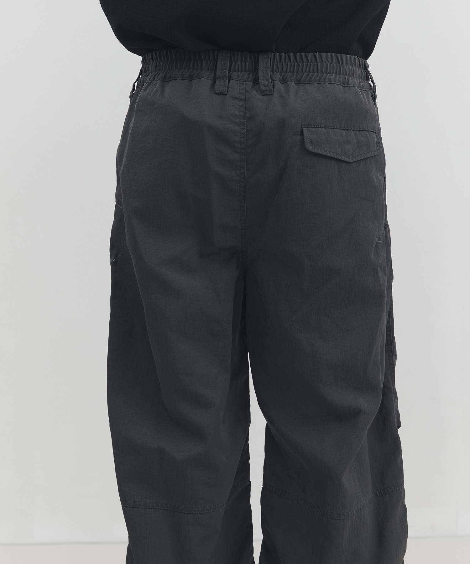 フェードナイロンスノーカモパンツ