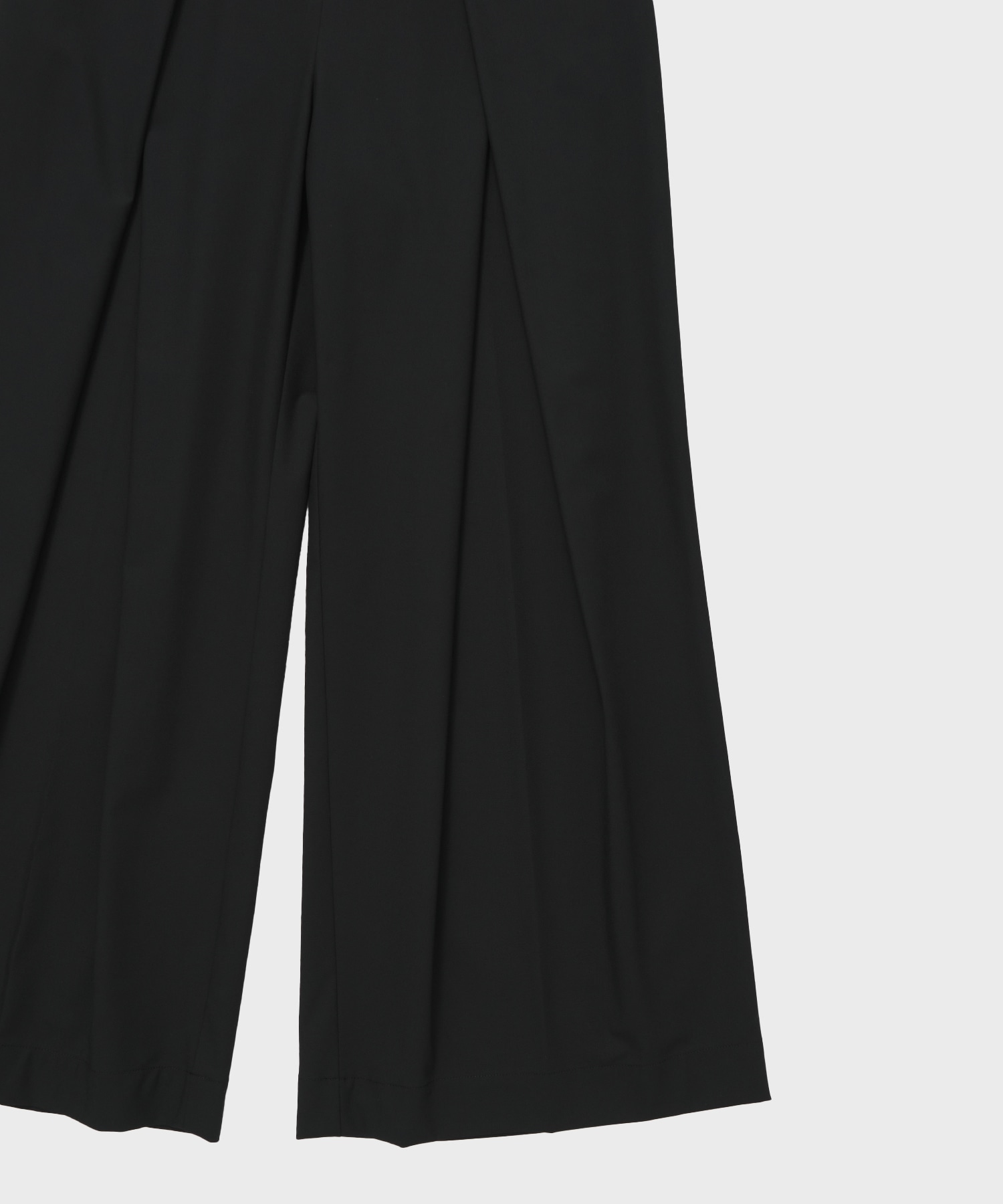 Belt Arranged Tuck Wide Pants