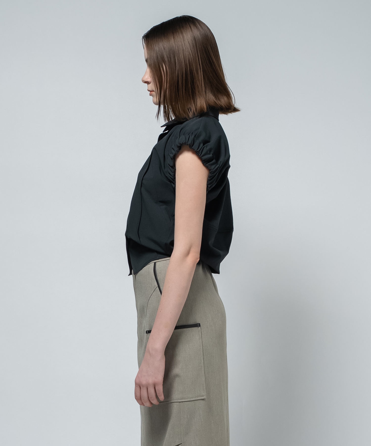 Volume Gather Nosleeve Shirt