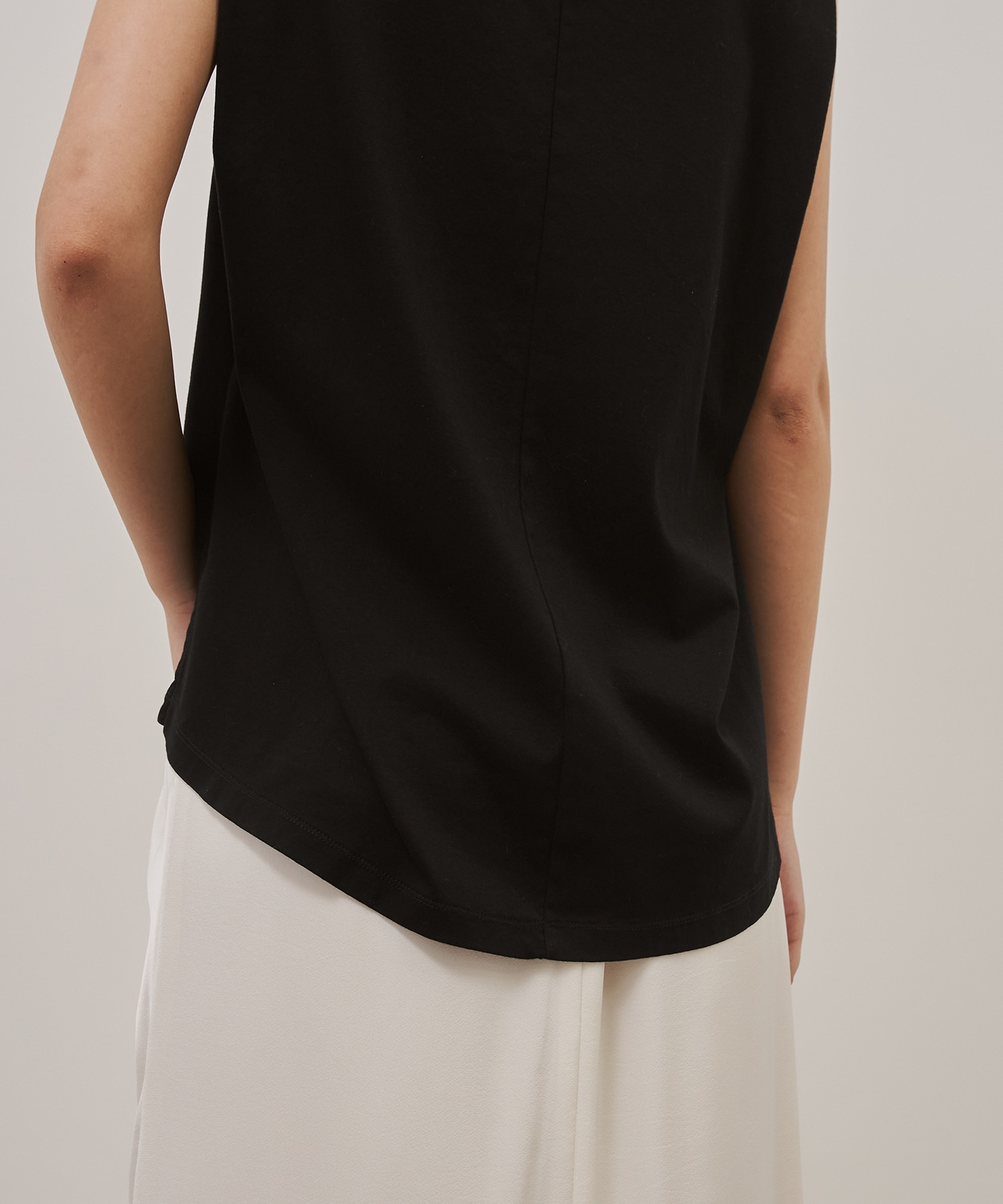 Cape Nosleeve Tshirt