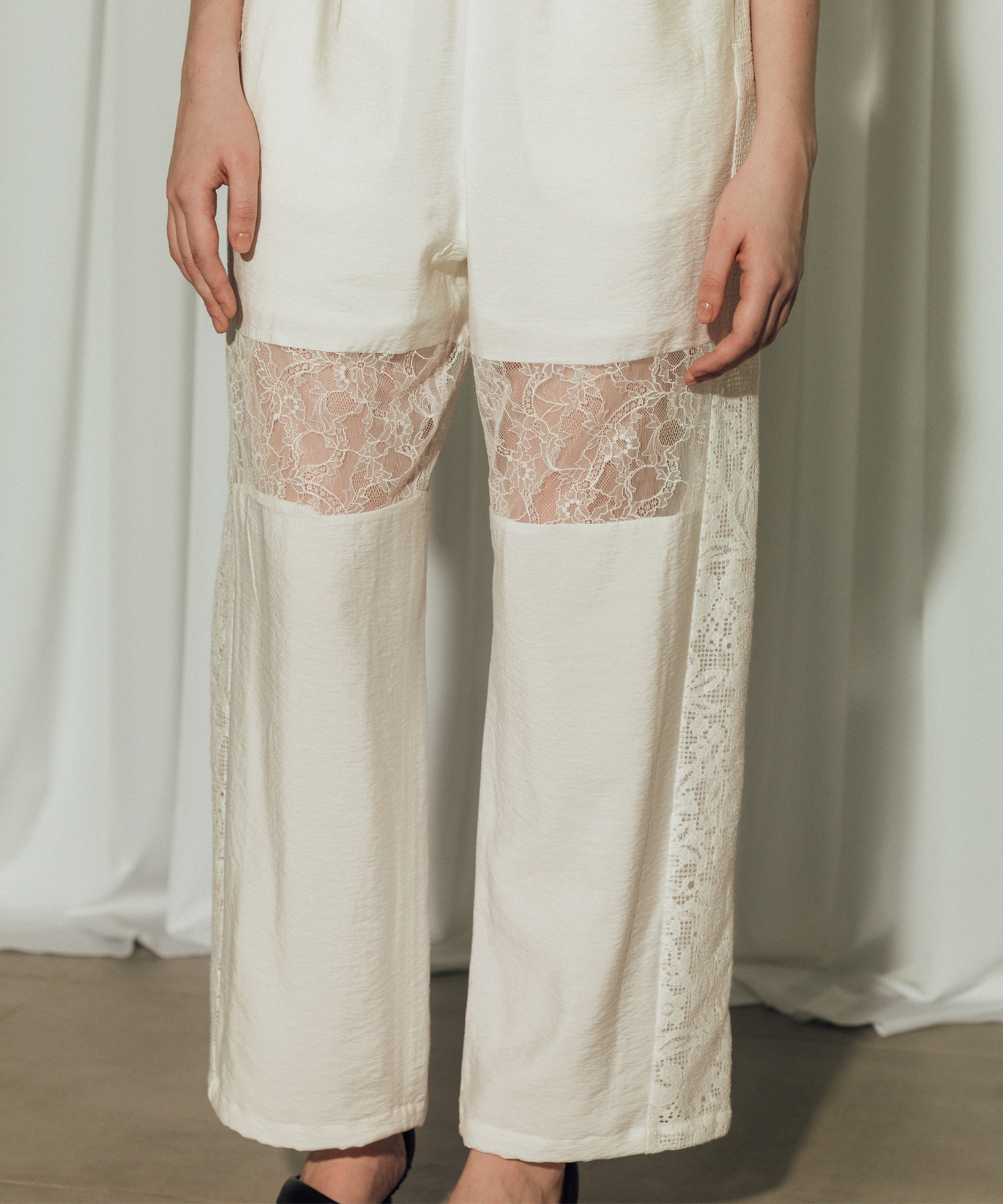 Lace Combination Relax Pants