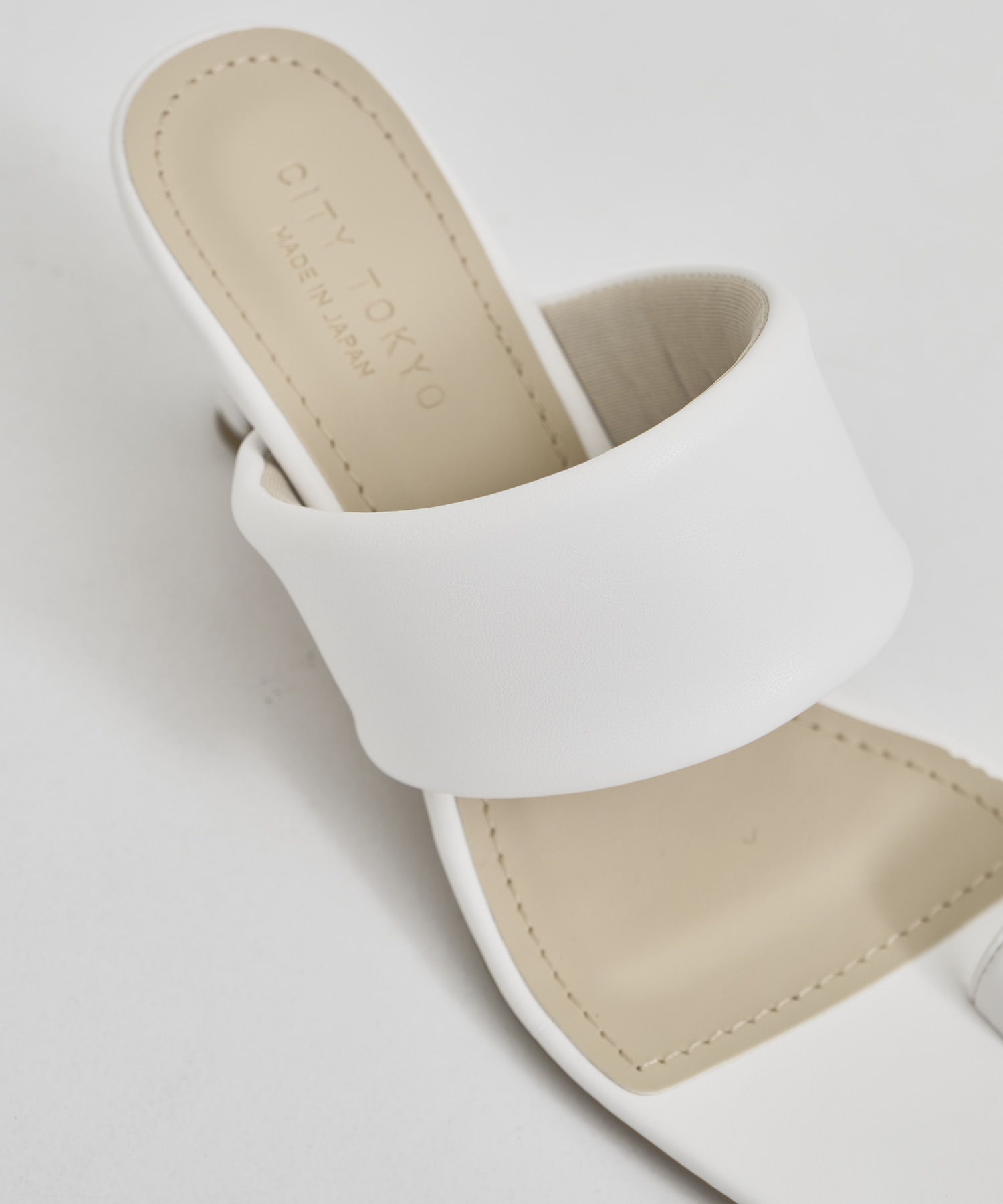 Asymmetry Leather Sandal