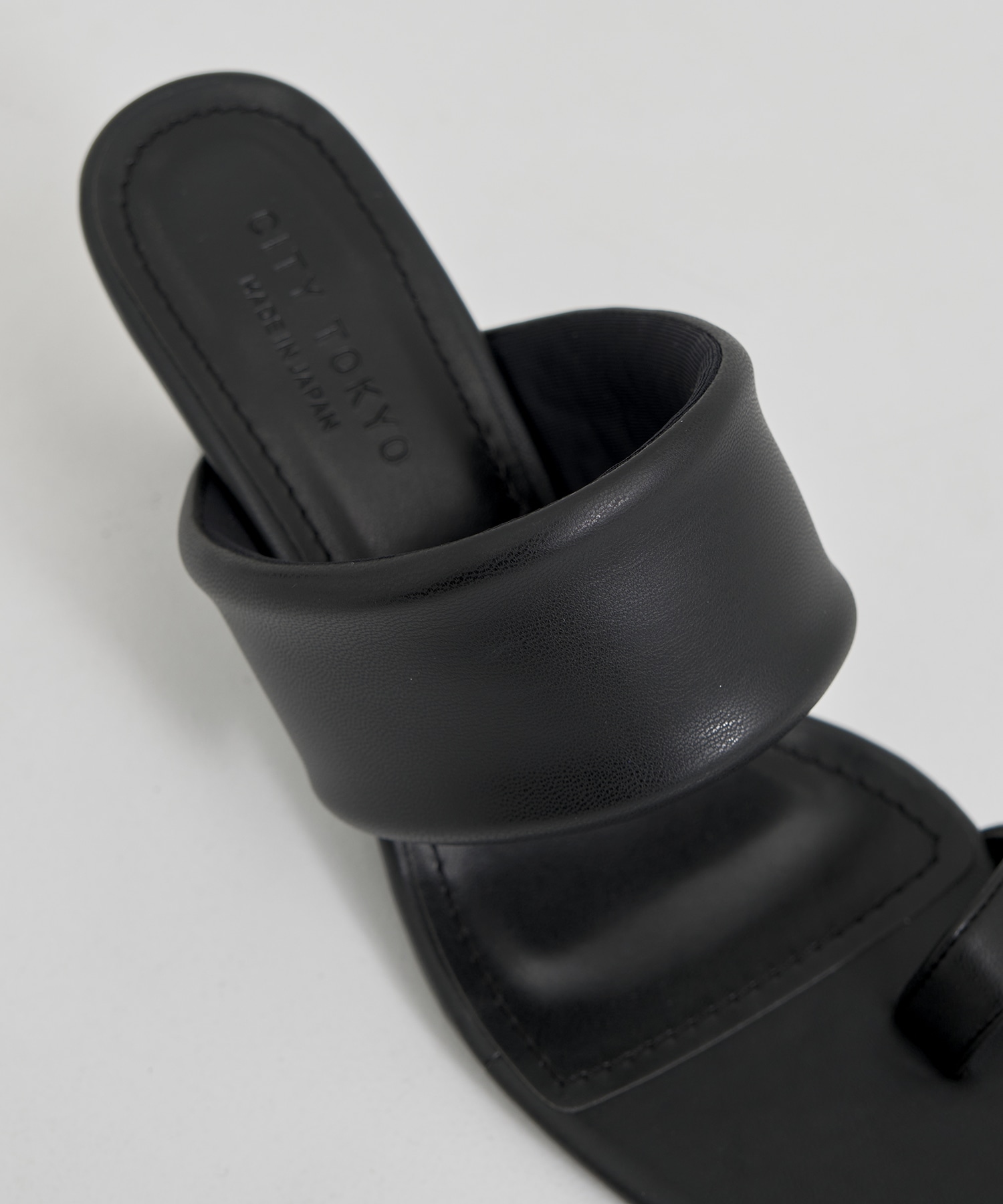 Asymmetry Leather Sandal