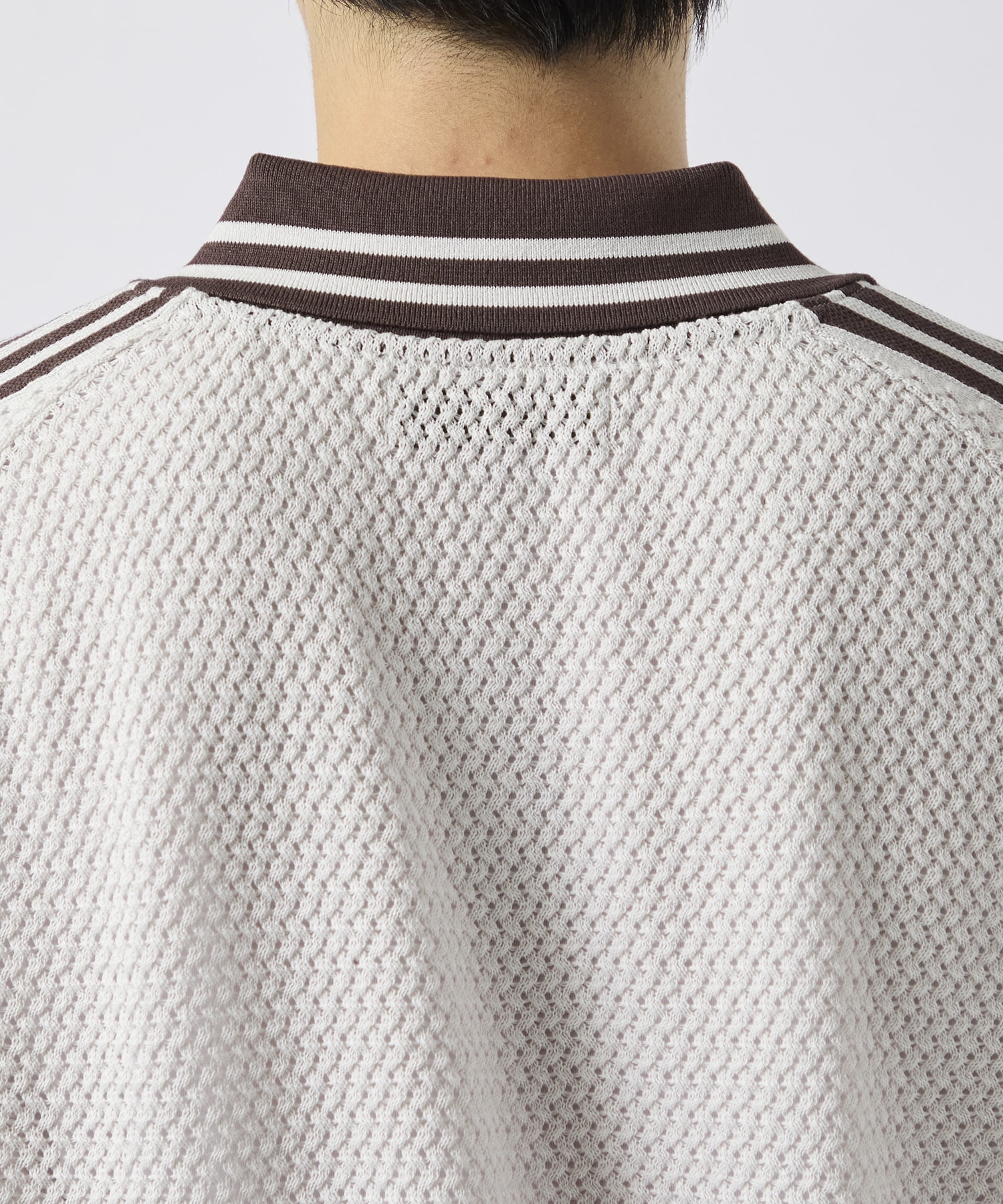 Mesh knit game shirt