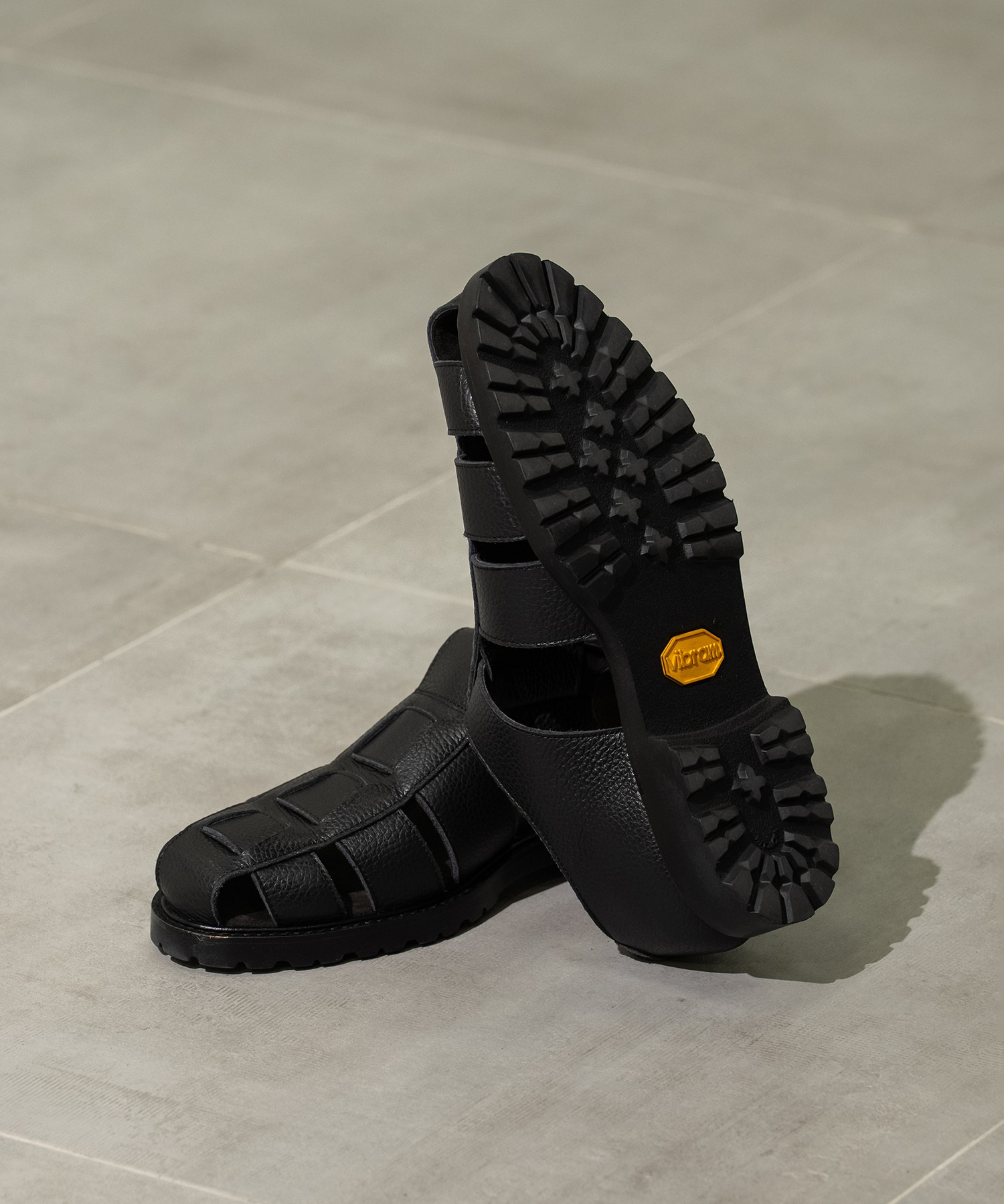 Vibramソール グルカサンダル