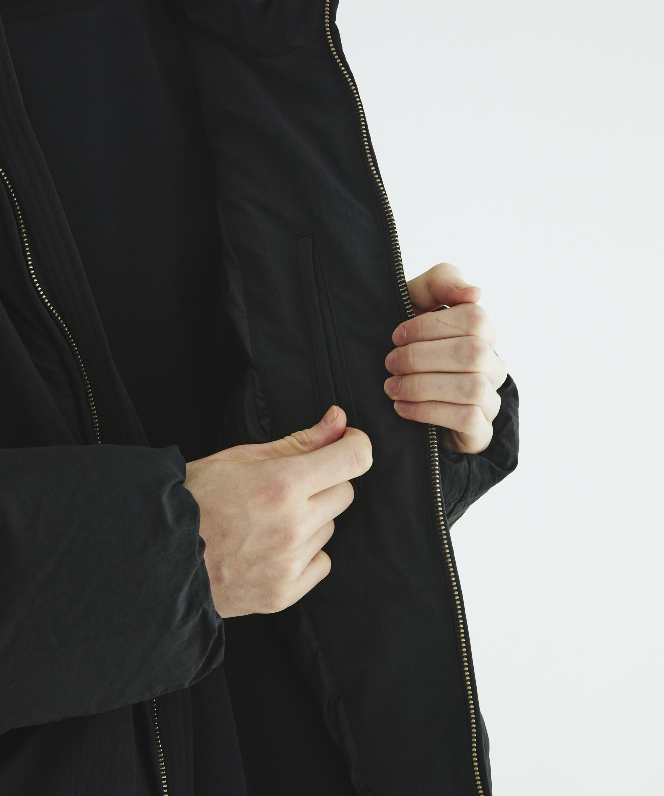 スタンドジップアップダウン