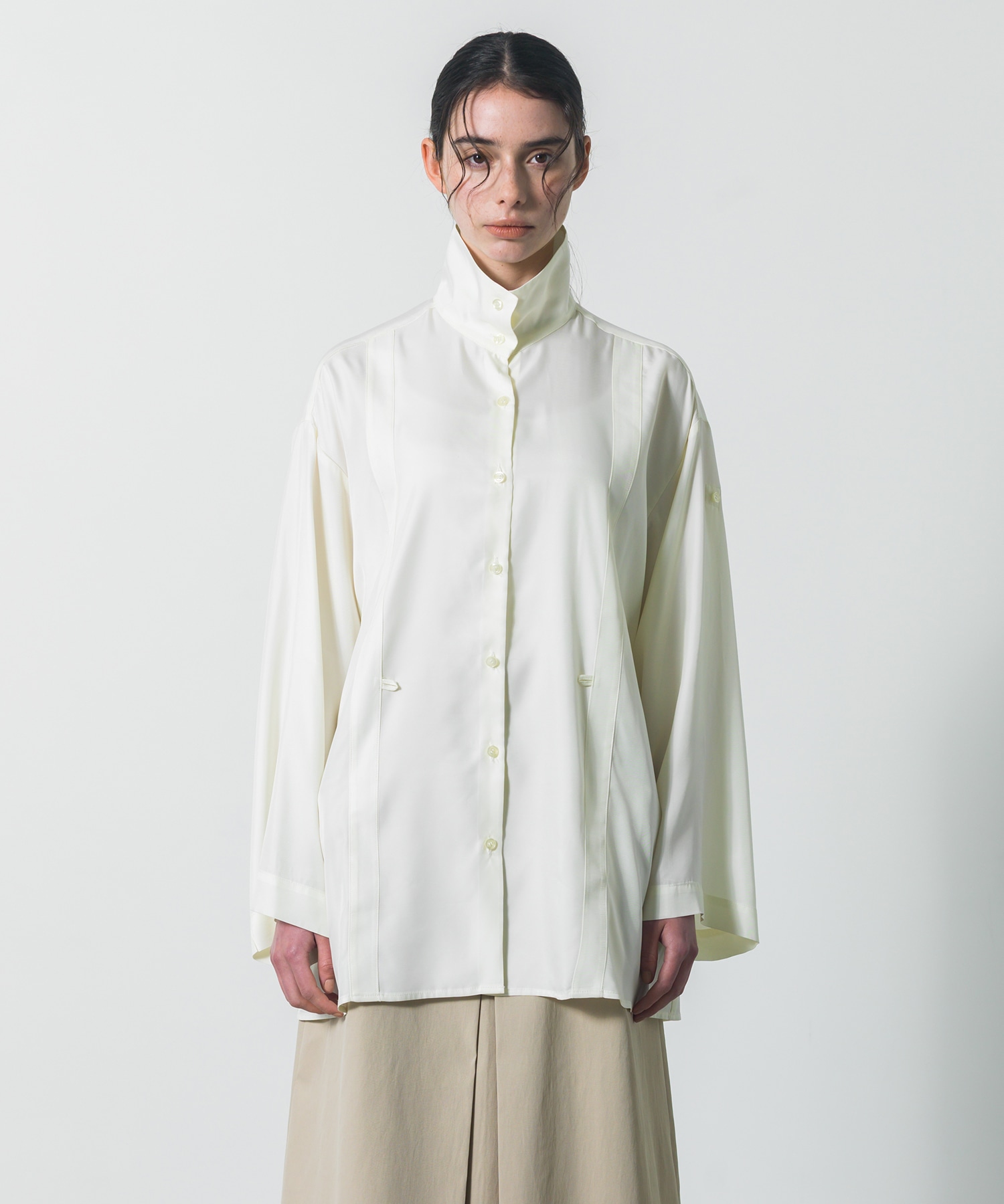 【再入荷】Back Tuck Arrangement Shirt