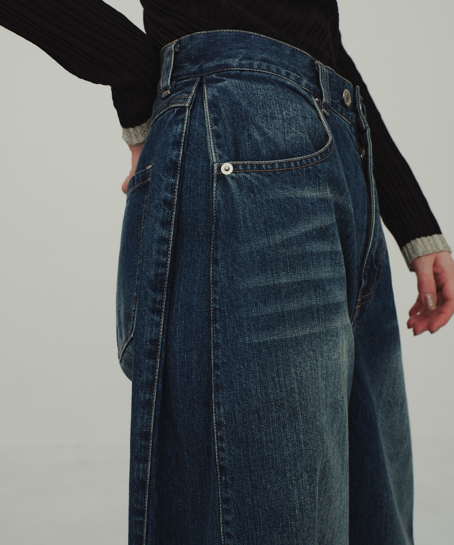 Barrel Denim Pants