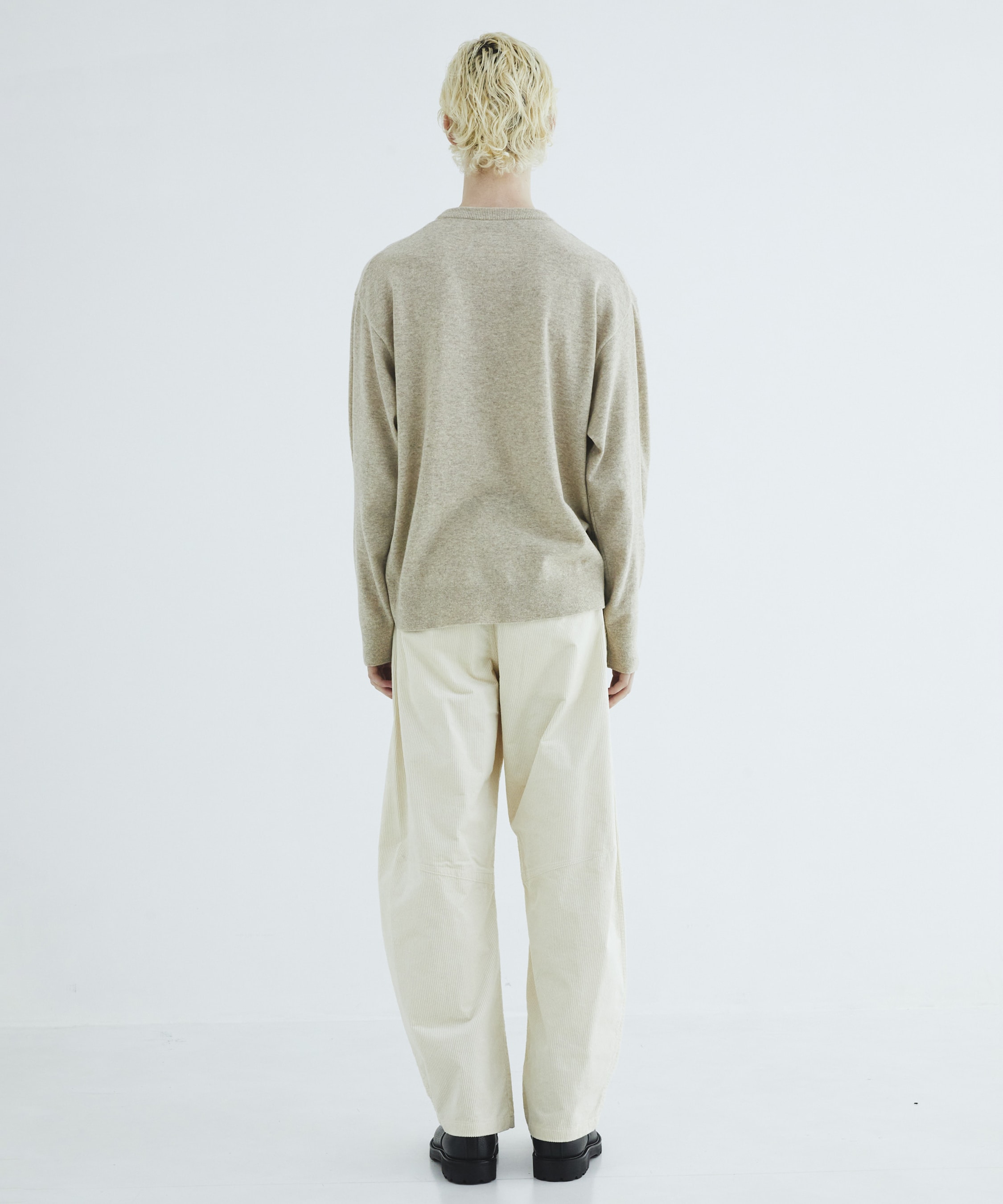 Ultra fine wool ニットプルオーバー