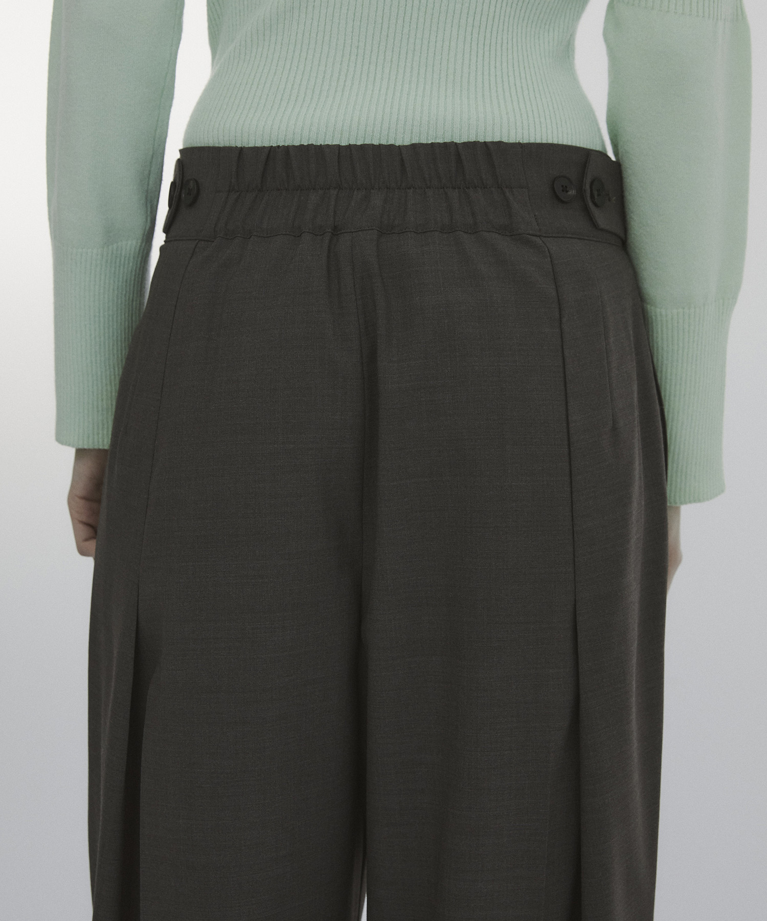 Belt Arranged Tuck Wide Pants