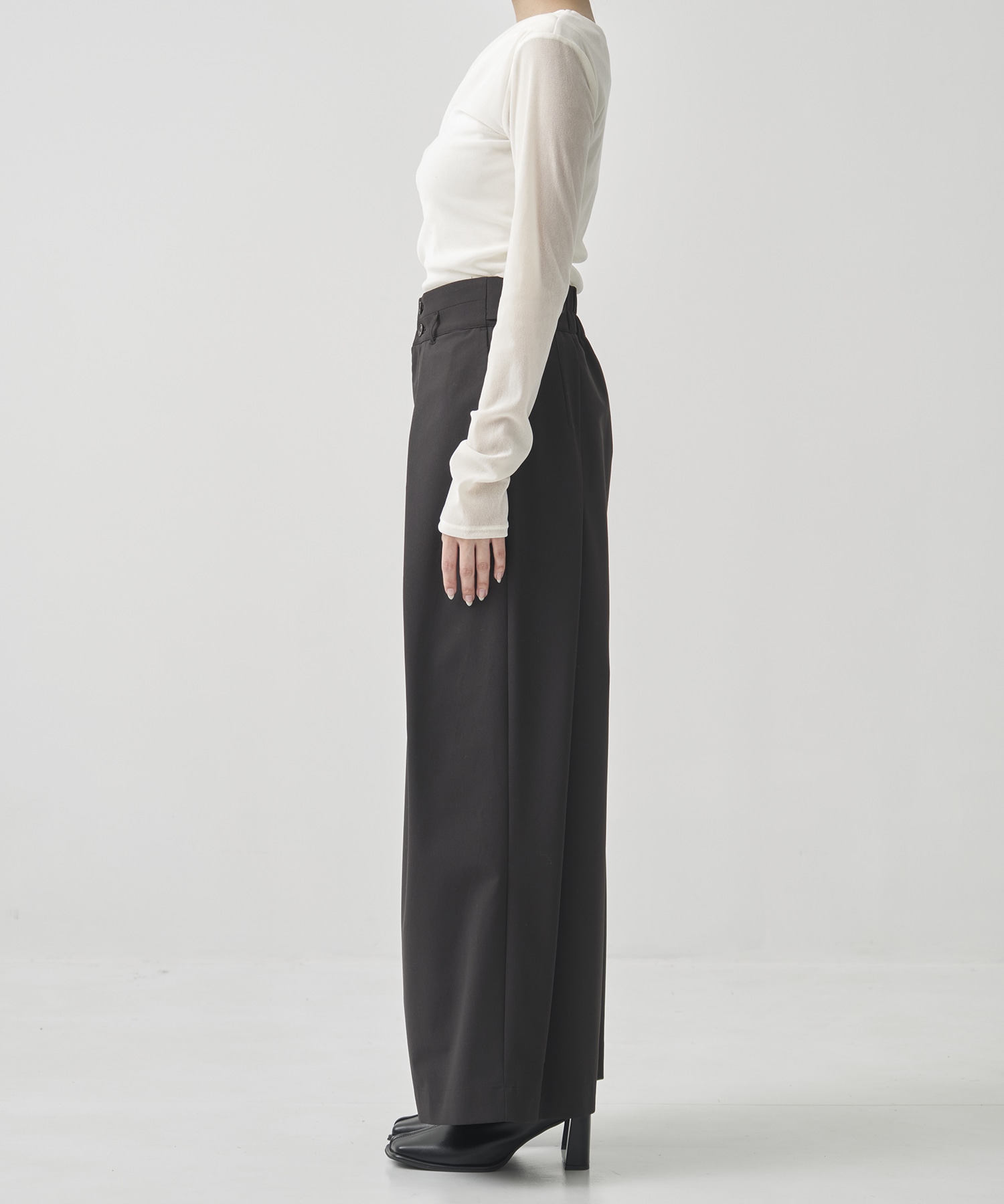 Wool Tuck Wide Pants