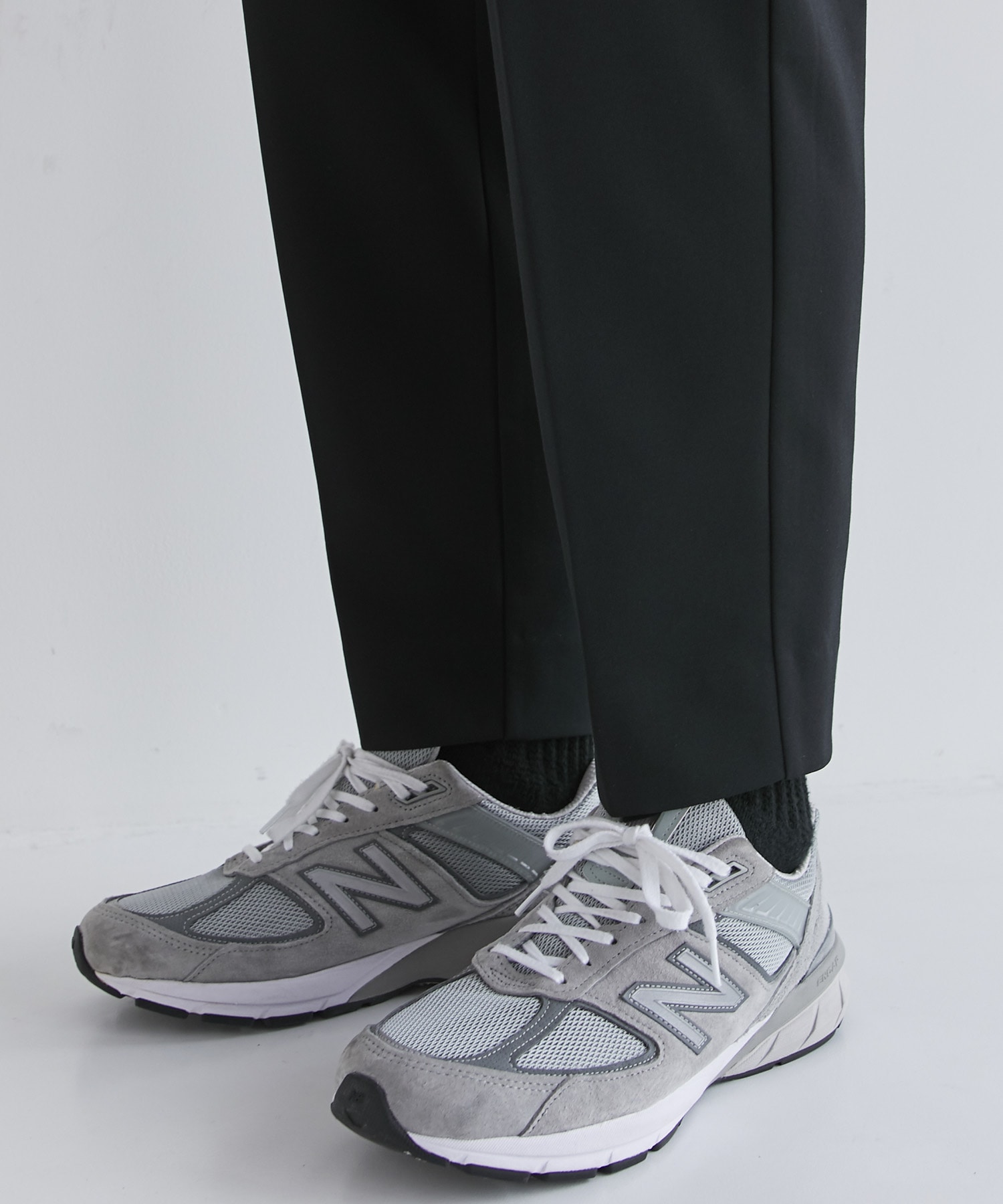 エッセンシャルプレミアムパンツ