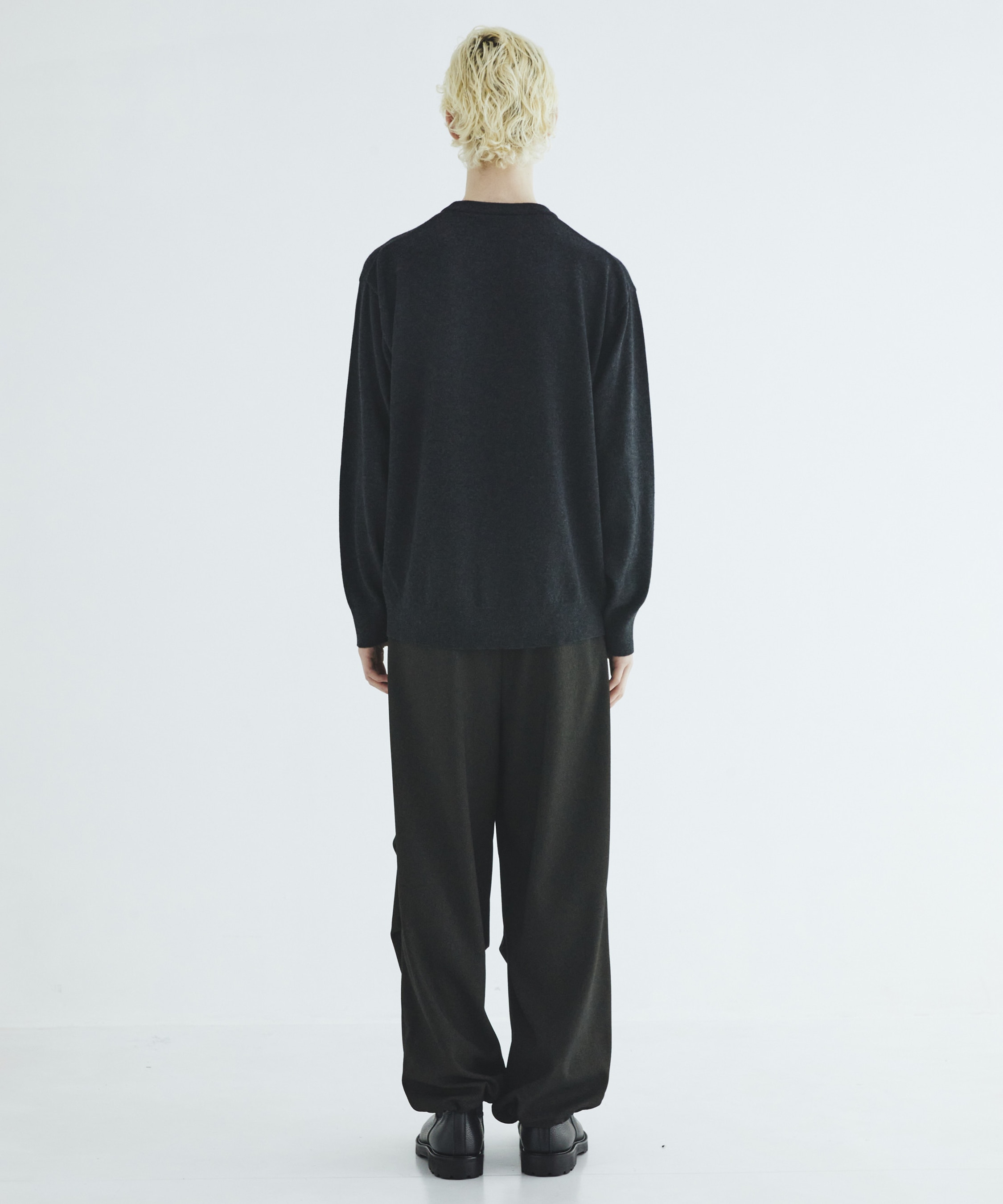 Ultra fine wool ニットプルオーバー