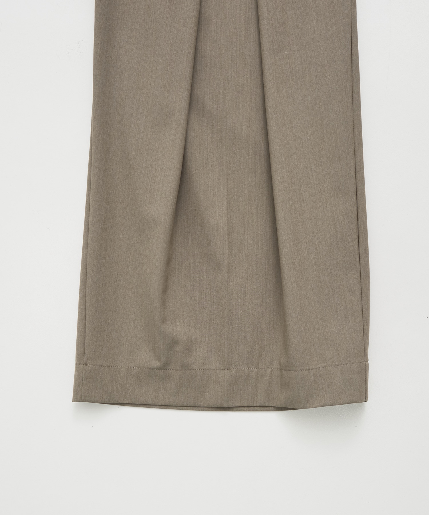 Belt Arranged Tuck Wide Pants