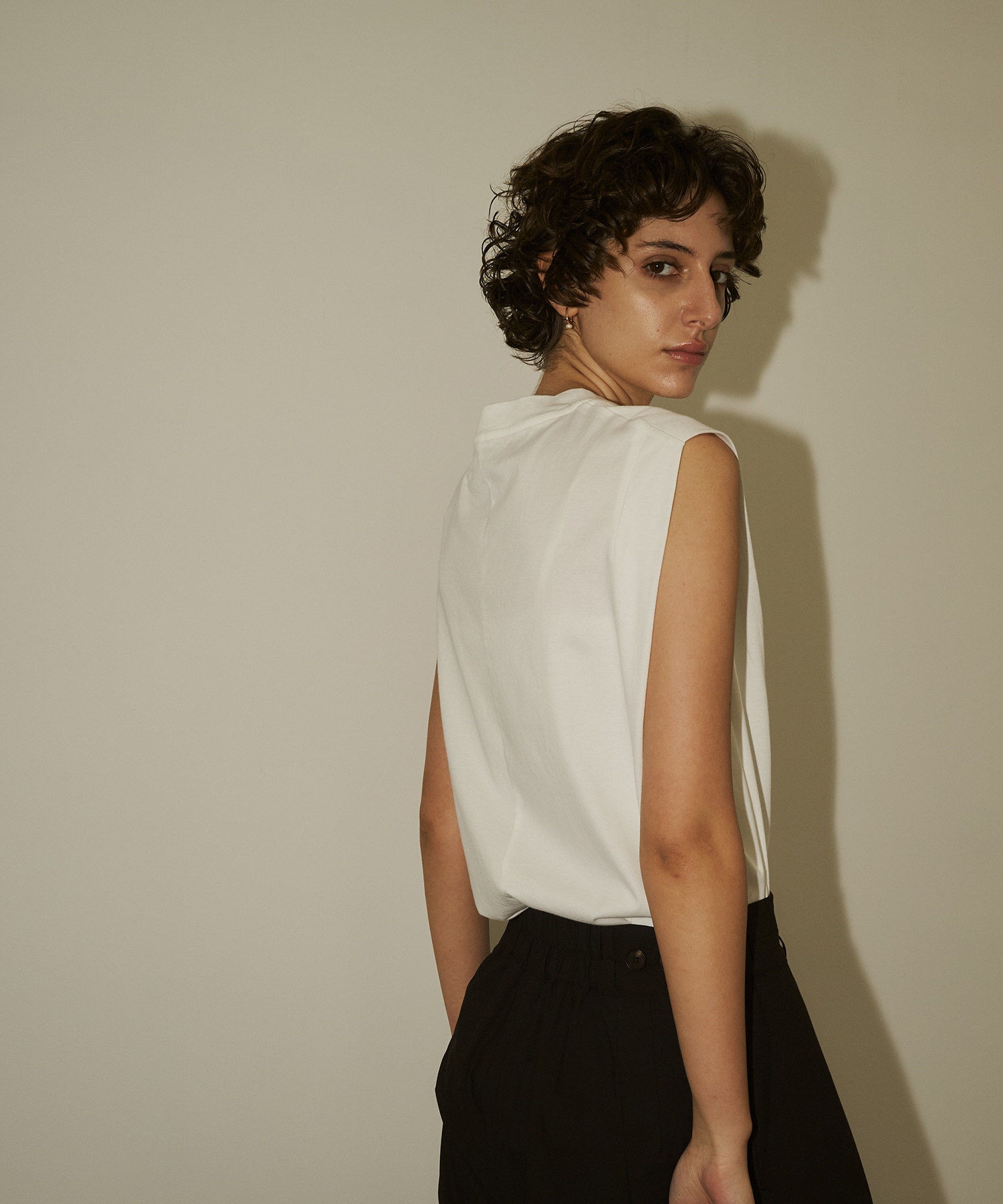 Cape Nosleeve Tshirt