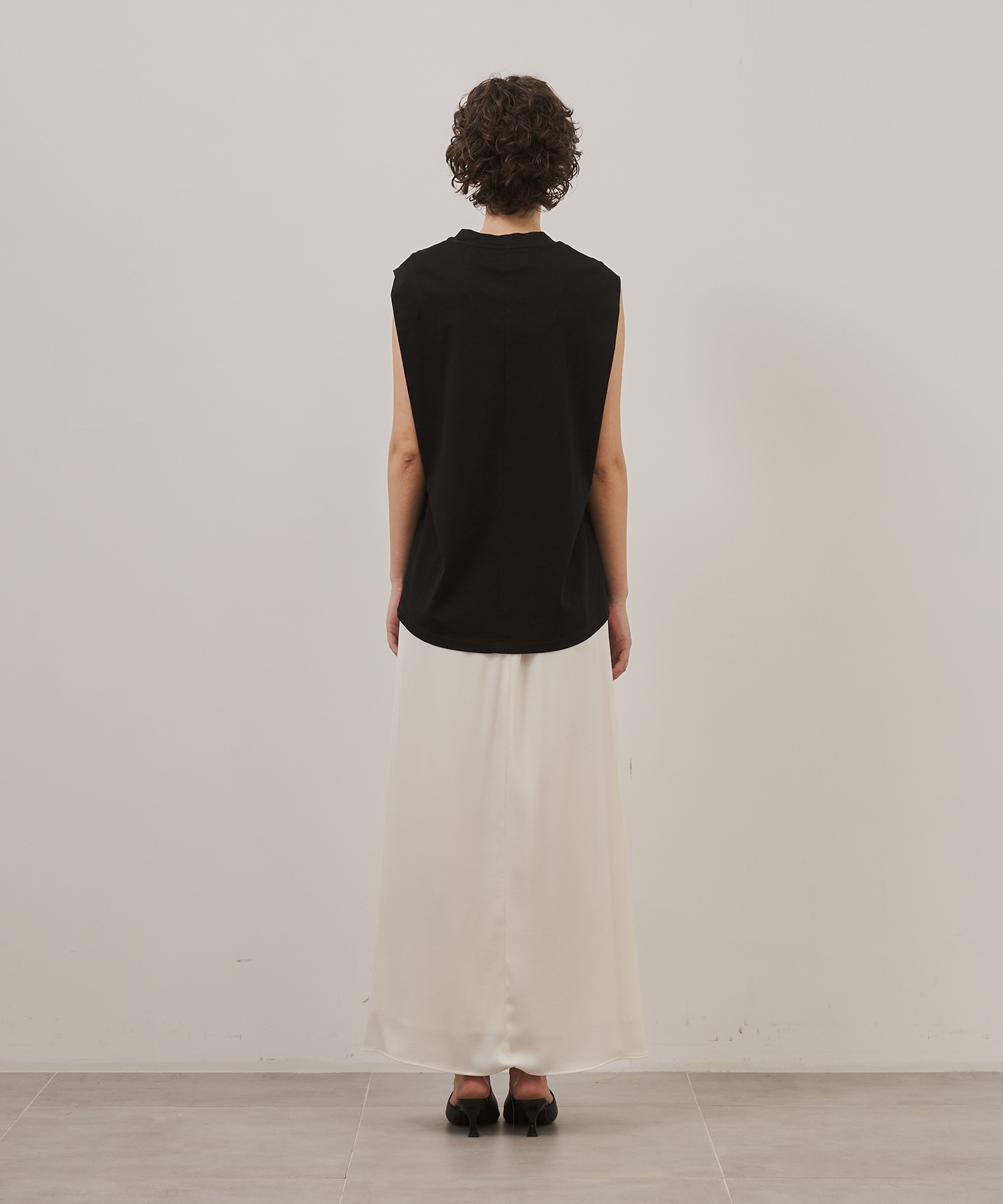 Cape Nosleeve Tshirt