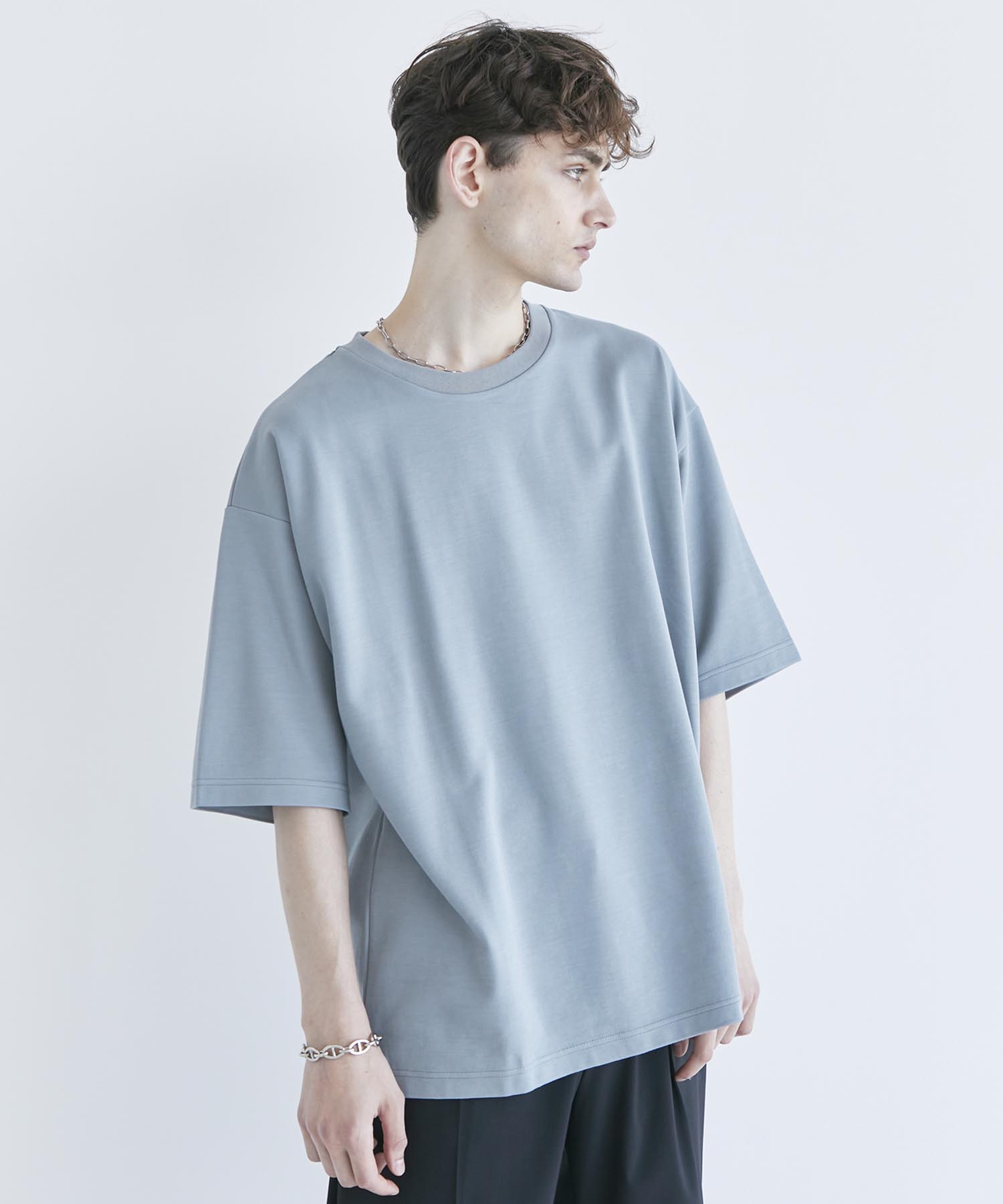 無双オーバーサイズTEE