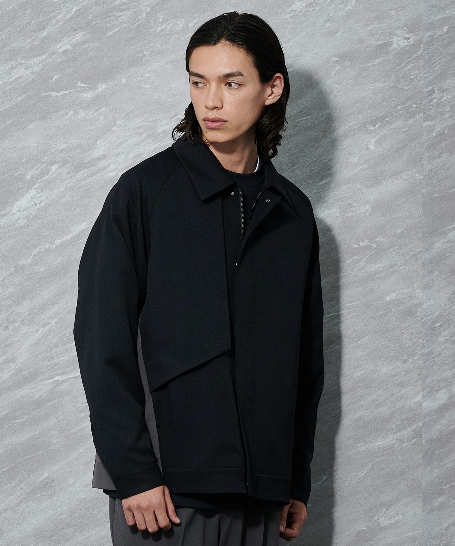 ナイロン切り替えファンクションブルゾン