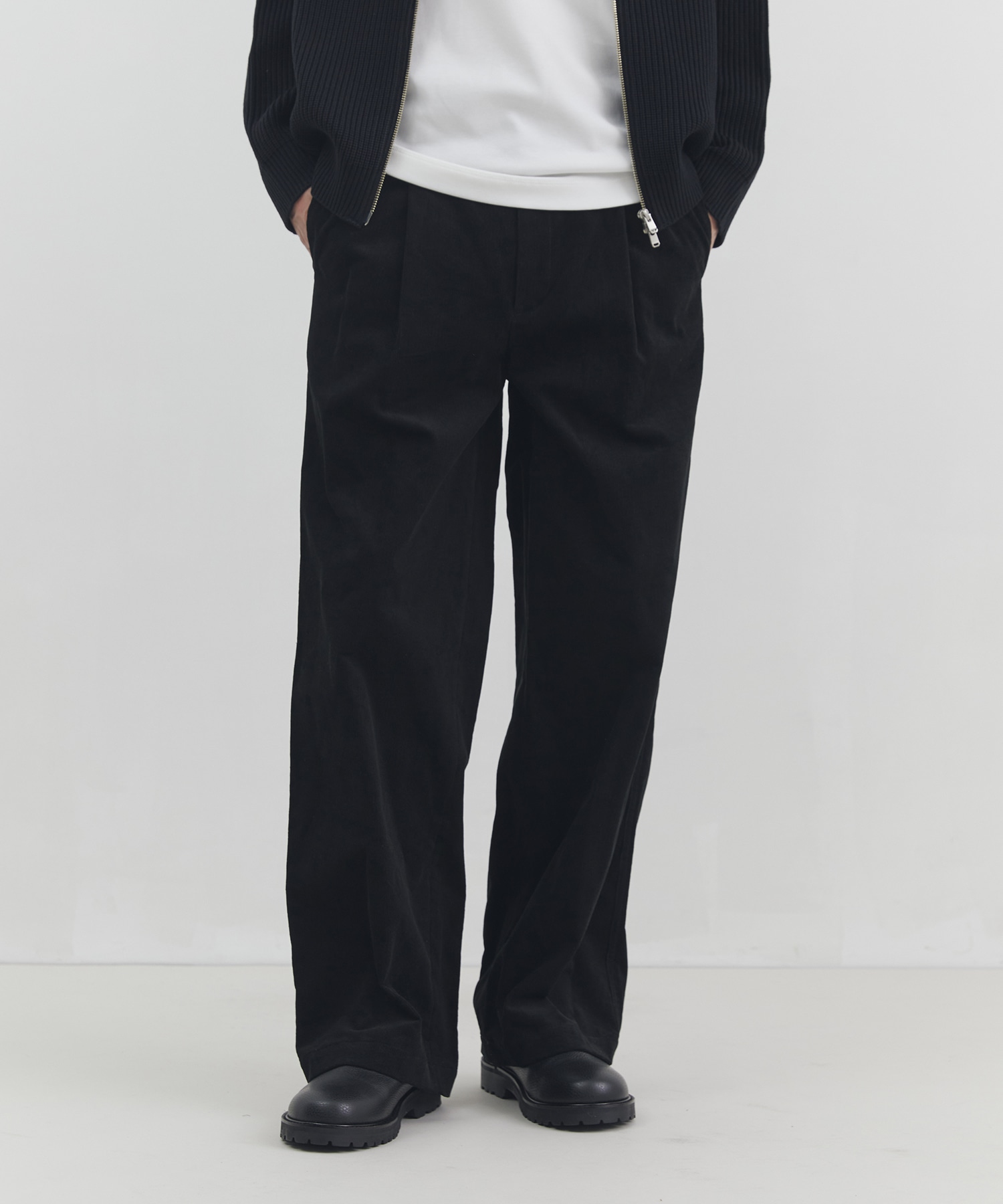 14W corduroy ワイドパンツ