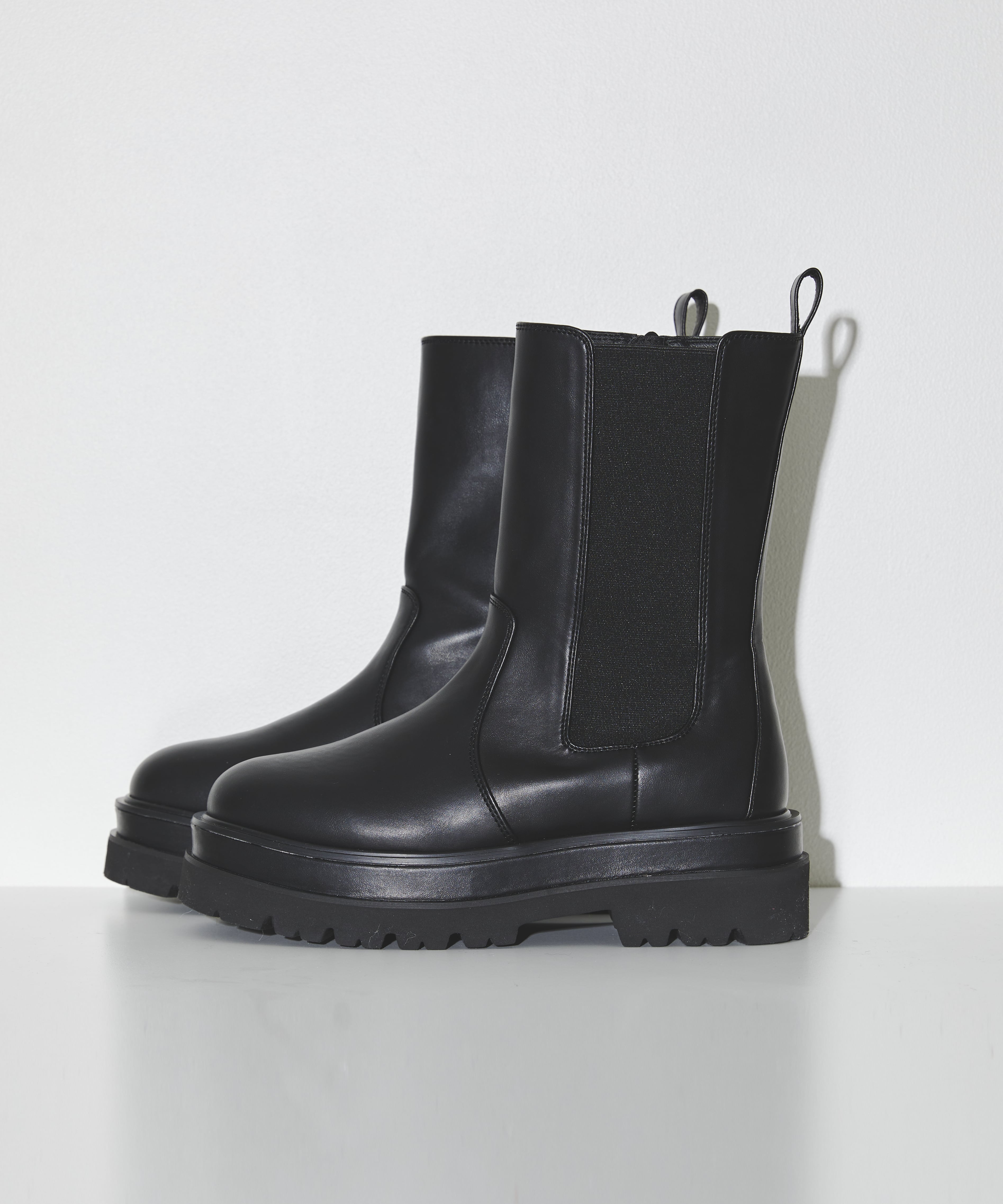 サイドゴアブーツ