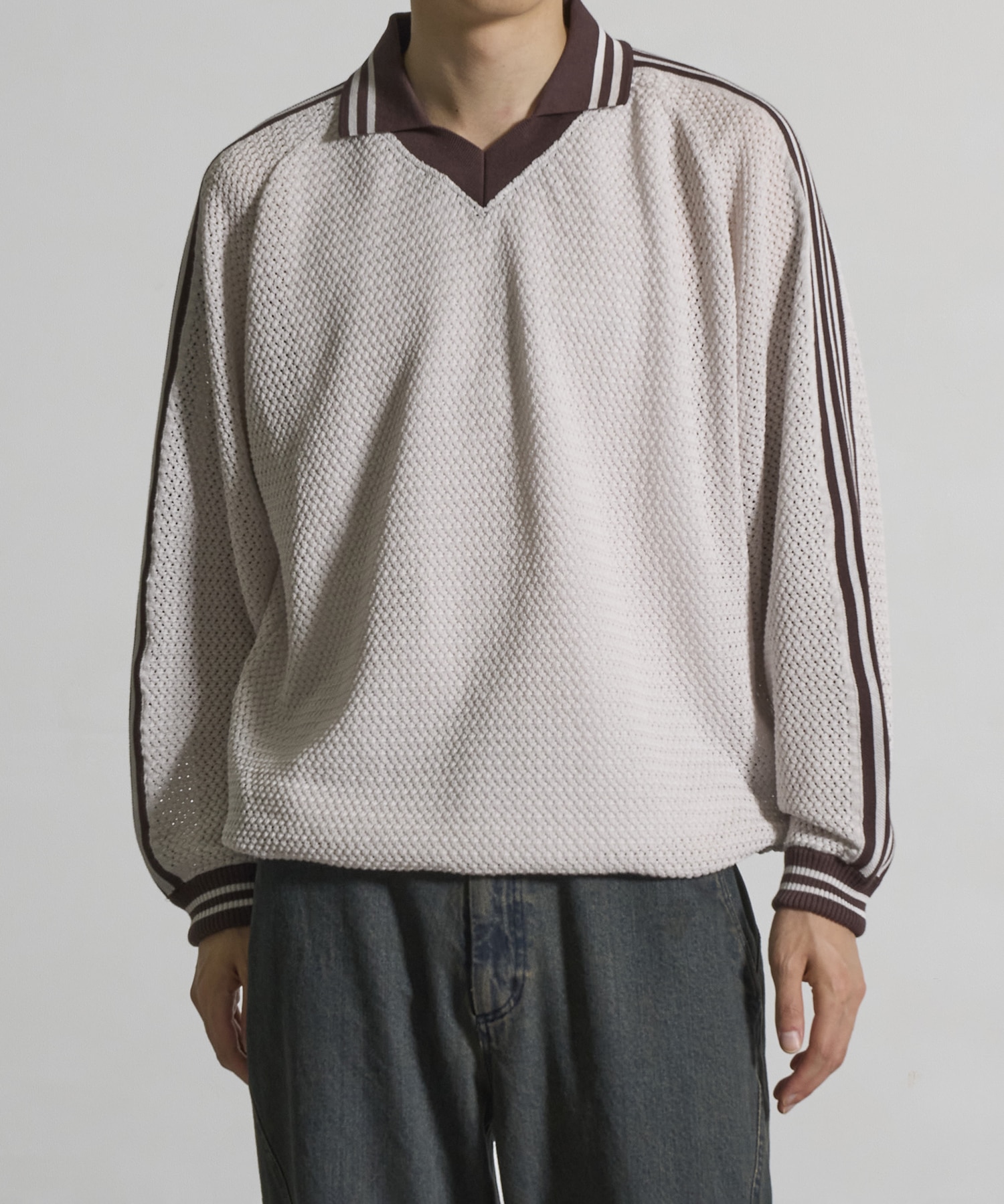 Mesh knit game shirt