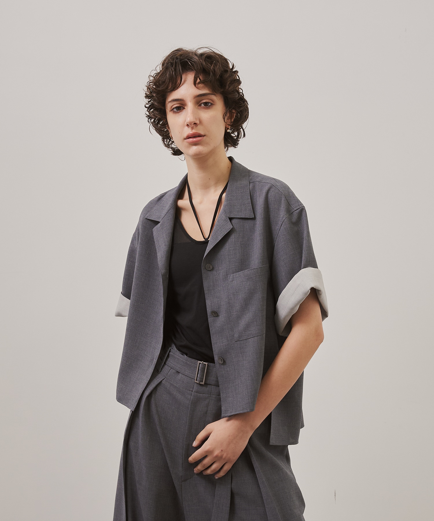 Bicolor Sleeve Short Shirt
