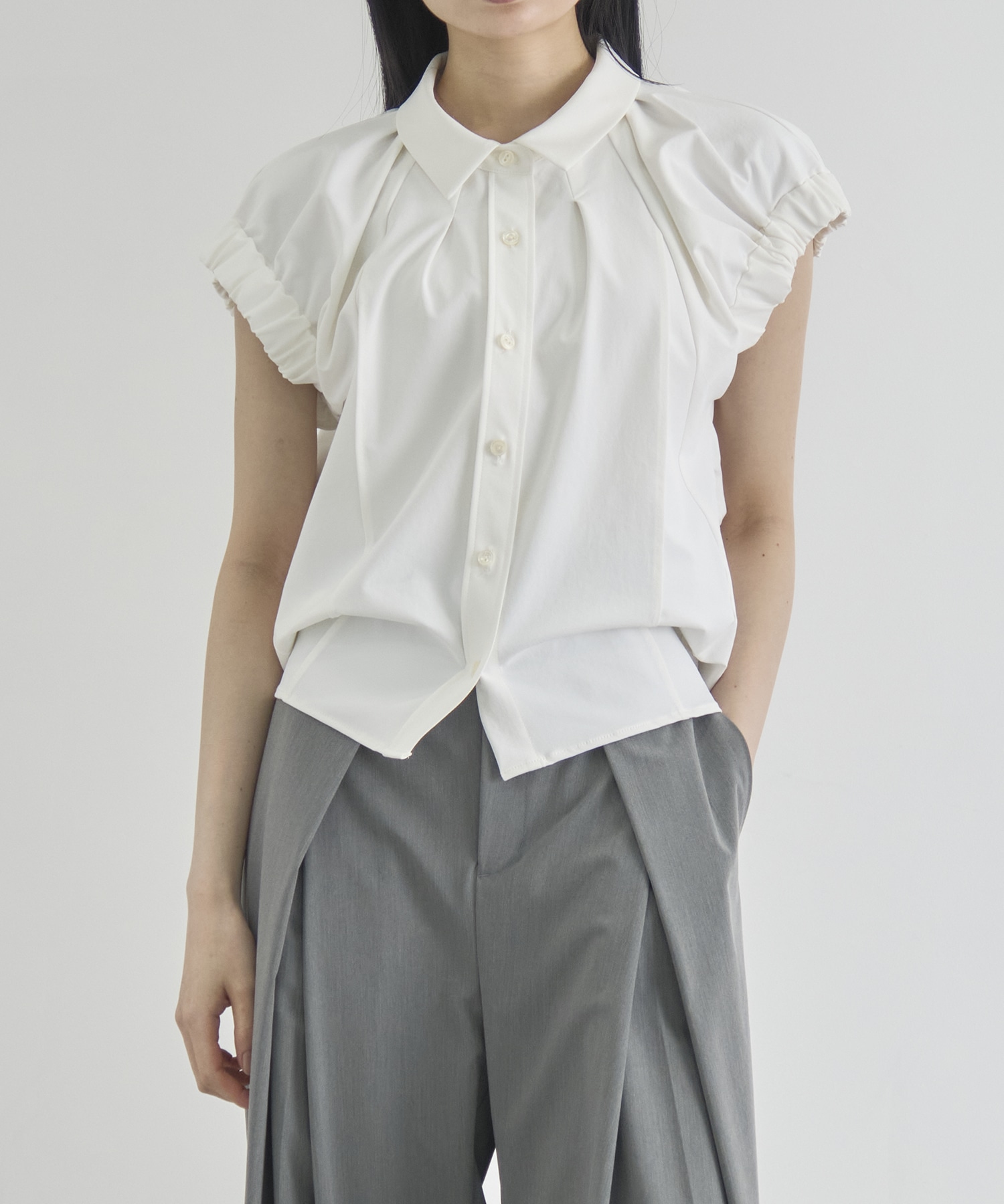 Volume Gather Nosleeve Shirt