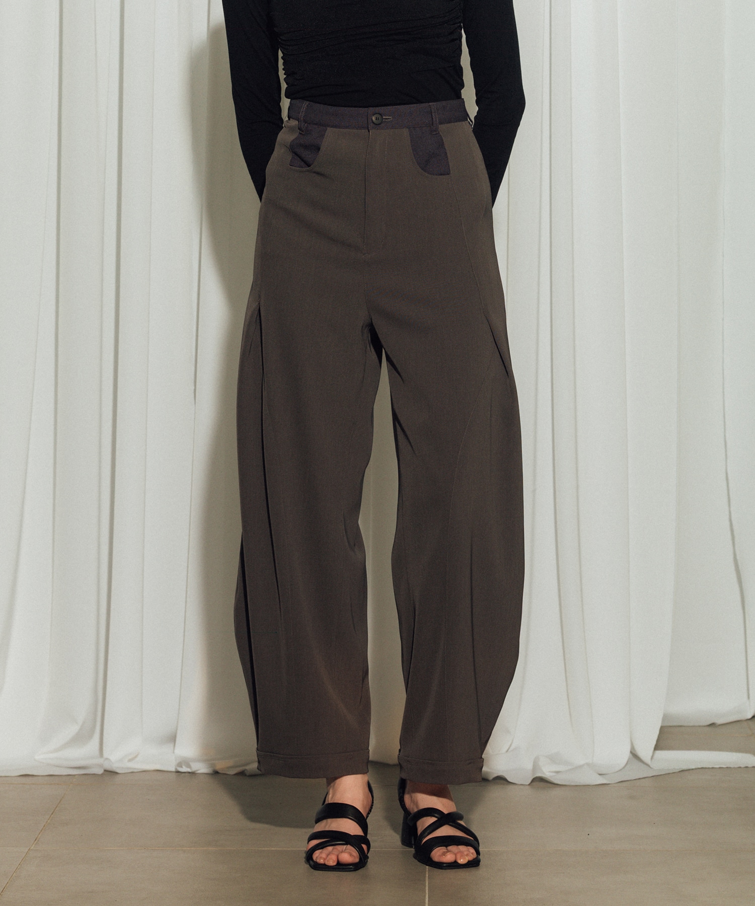 Twill Barrel Leg Pants