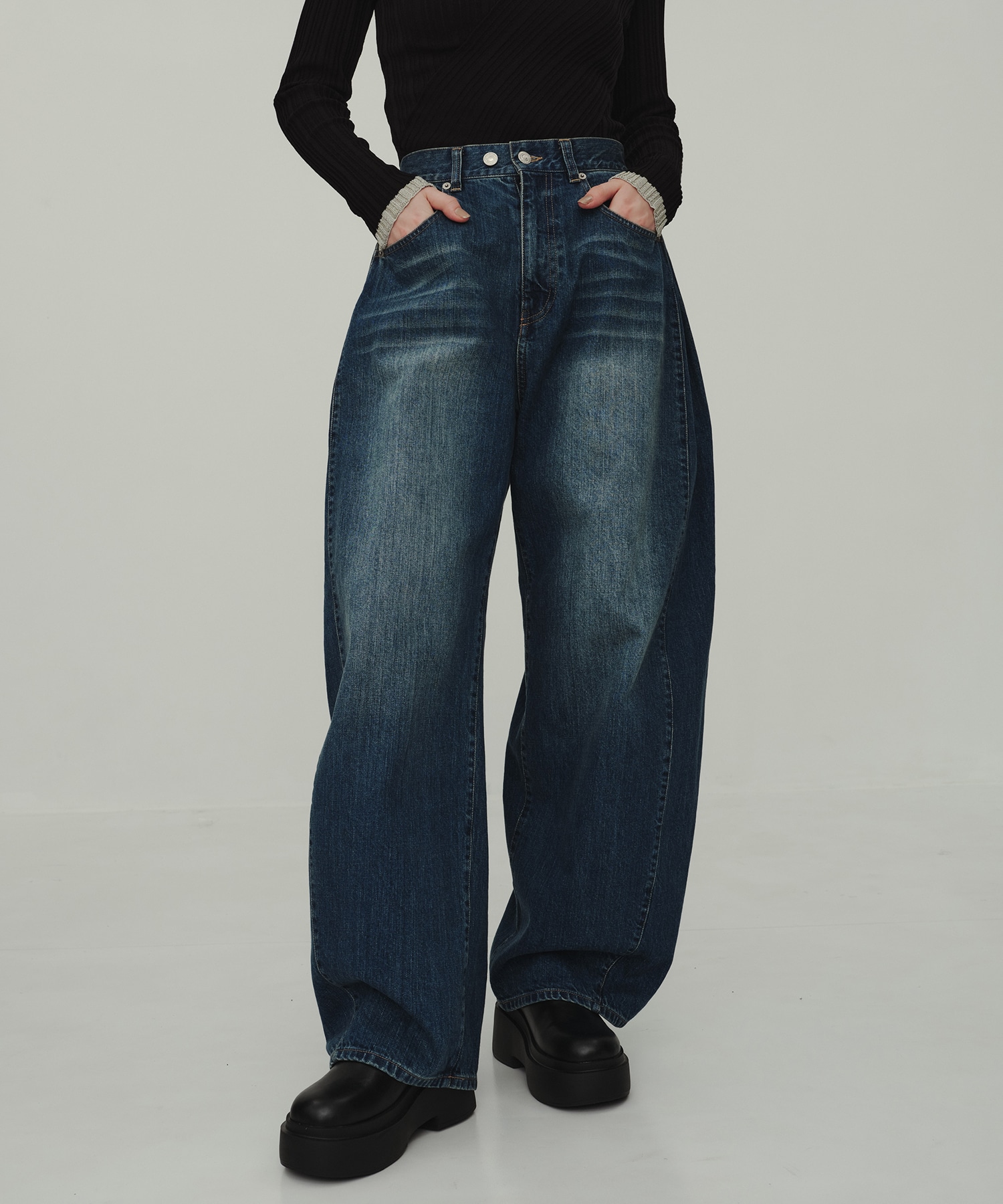 Barrel Denim Pants